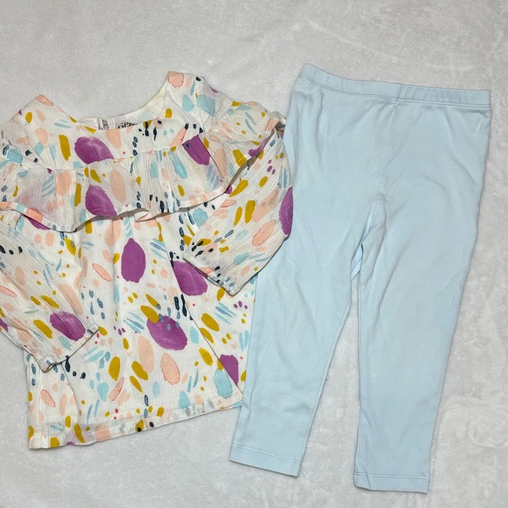 NWOT abstract top & pima leggings EUC black & white cardigan 2t